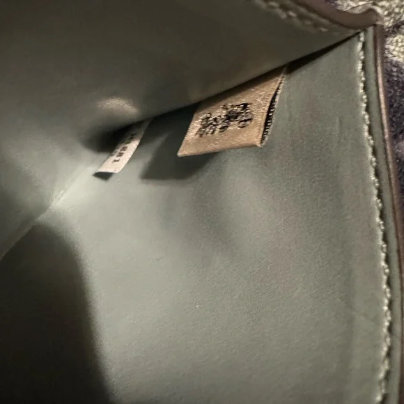 Coach NWT Embossed Calf Leather Slim Card Case Sage Green - Picture 5 of 5